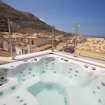 Sciabika - Edificio Eolie Castellammare del Golfo