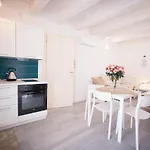 Sciabika - Edificio Eolie 卡斯泰拉马莱